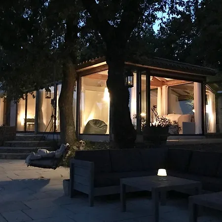 Wild Boar Mountain Lodge Bedarieux