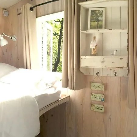 אכסניה Wild Boar Mountain, South Of France Very Private And Pool *